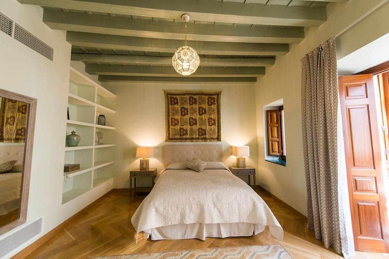 Luxe Carlos Canal Seville Luaran gambar
