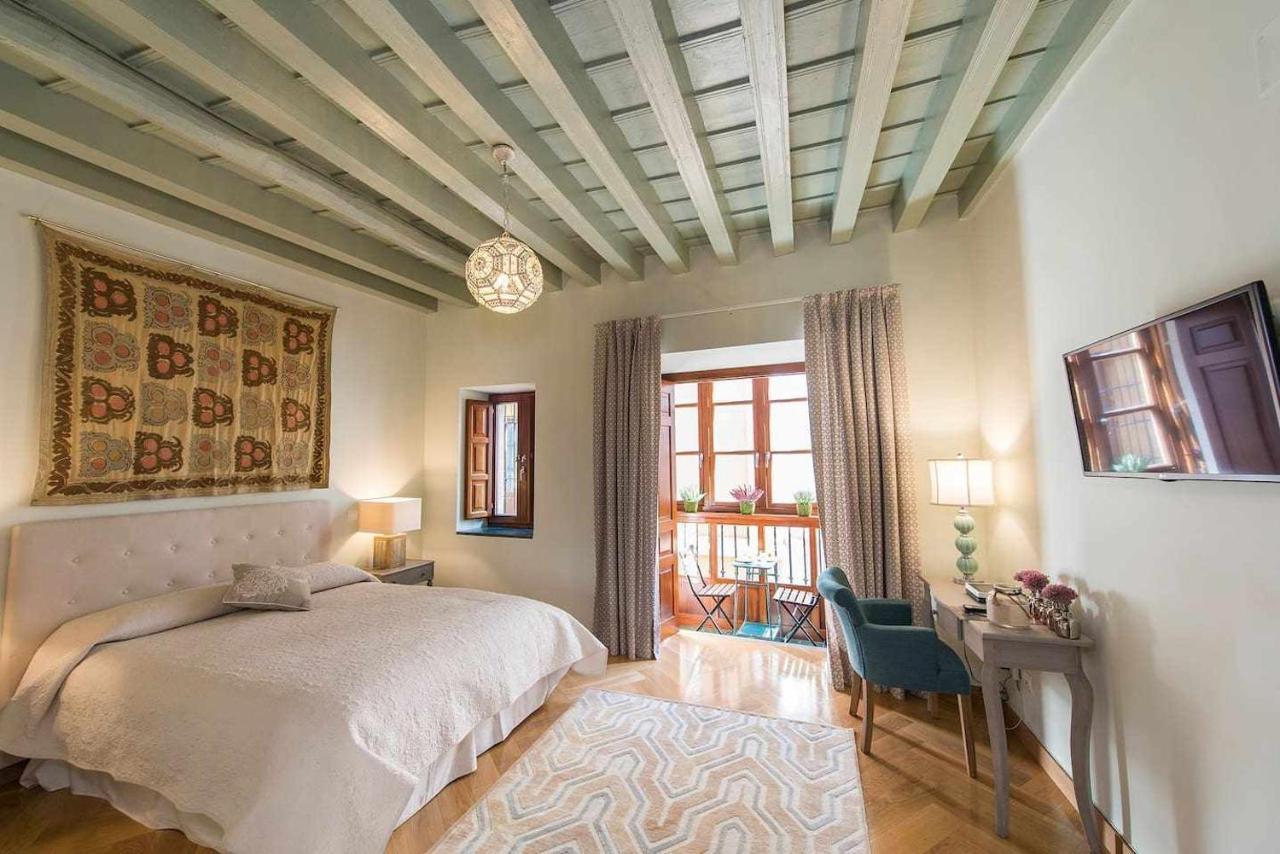 Luxe Carlos Canal Seville Luaran gambar