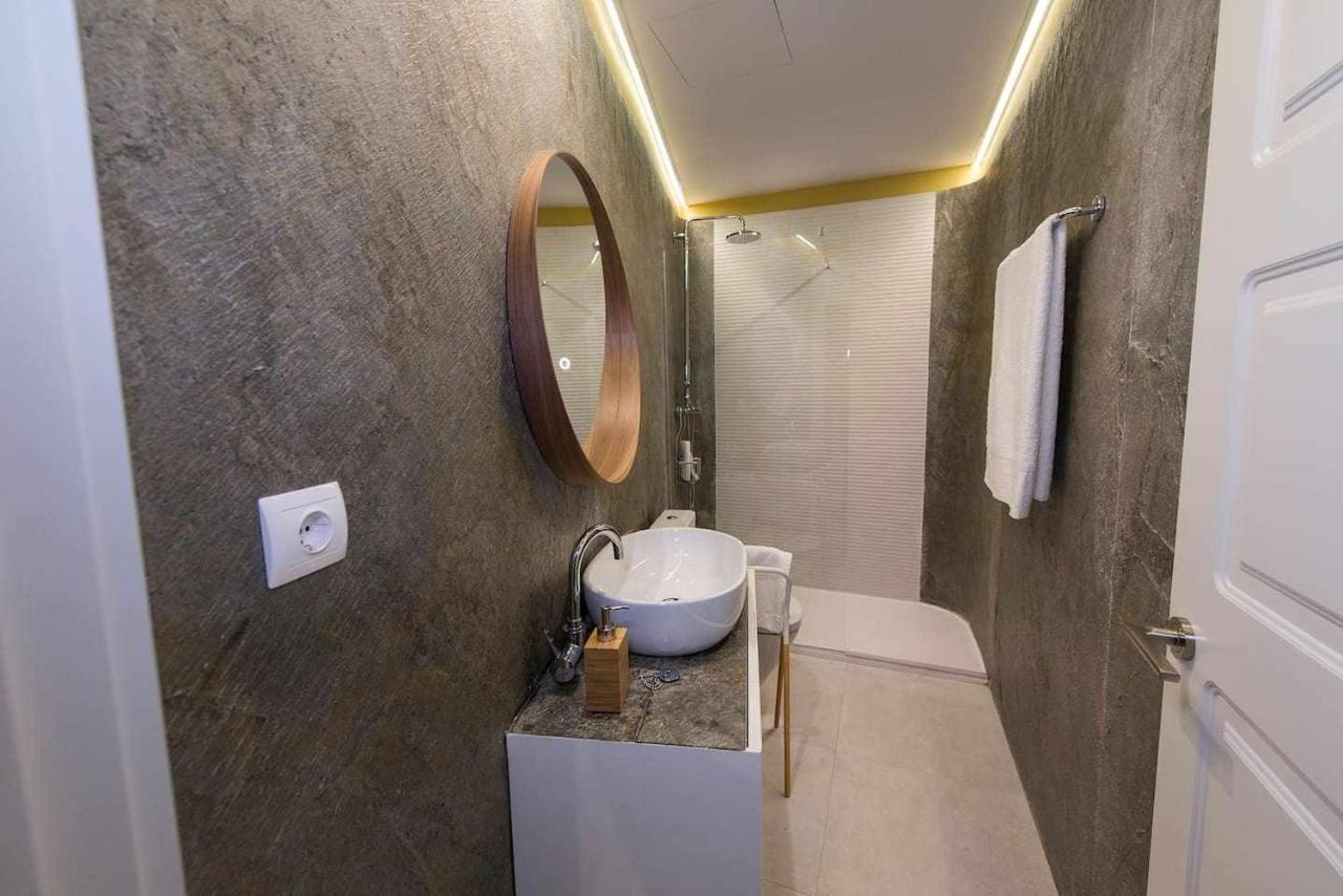 Luxe Carlos Canal Seville Luaran gambar